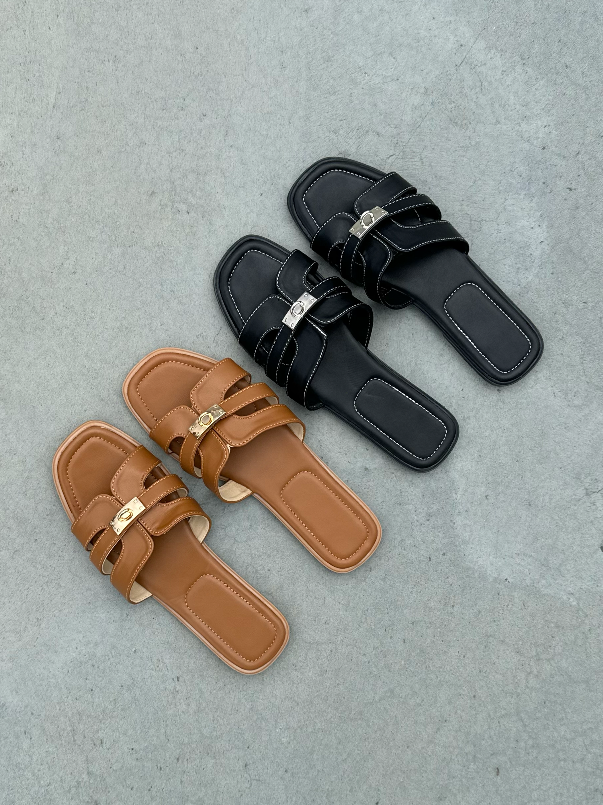 Luna Sandal - Black